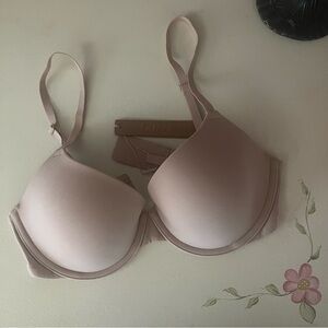 SKIMS Fits Everybody T-Shirt Bra